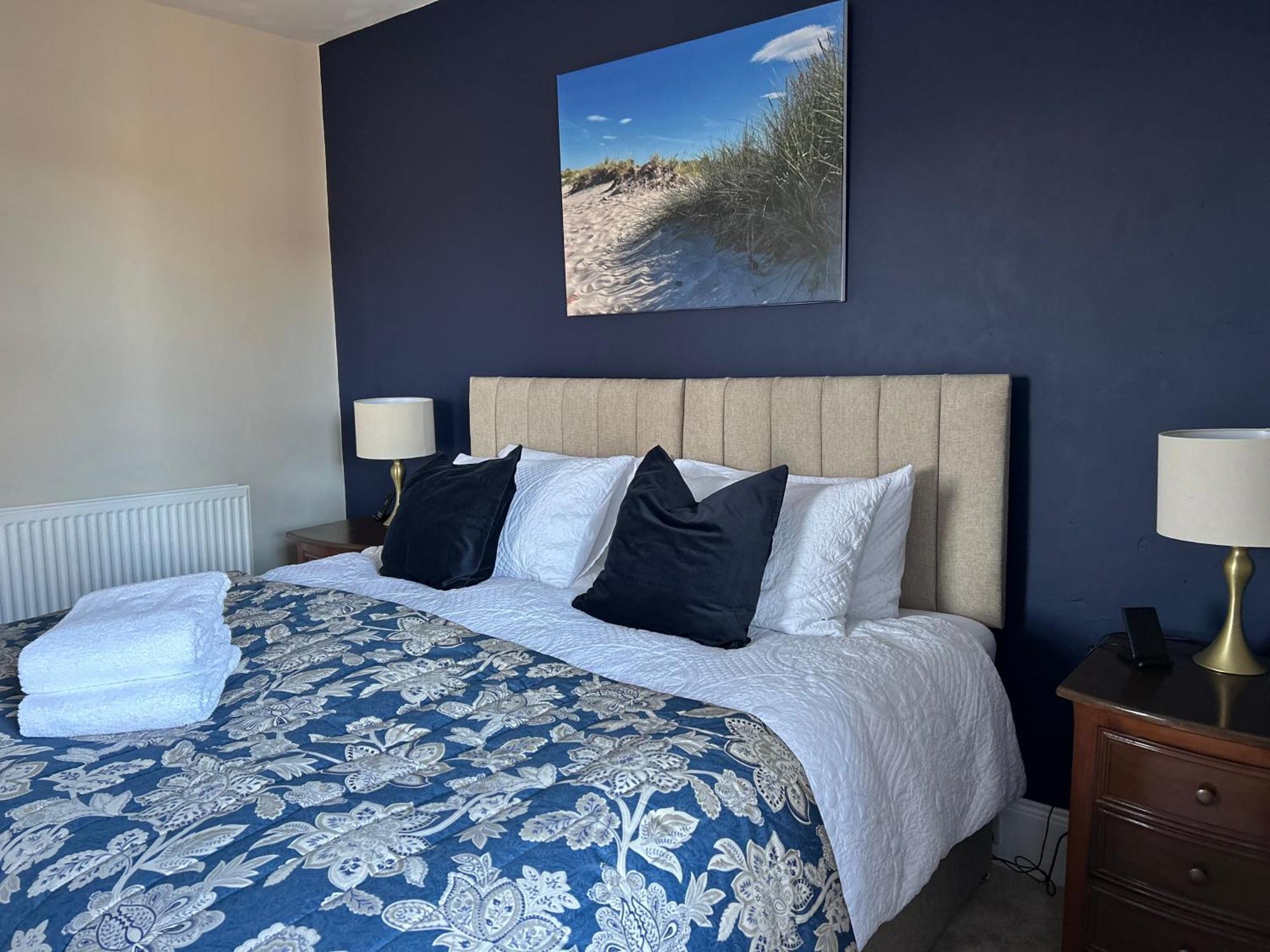 נאירן Glen Lyon Lodge Bed And Breakfast מראה חיצוני תמונה