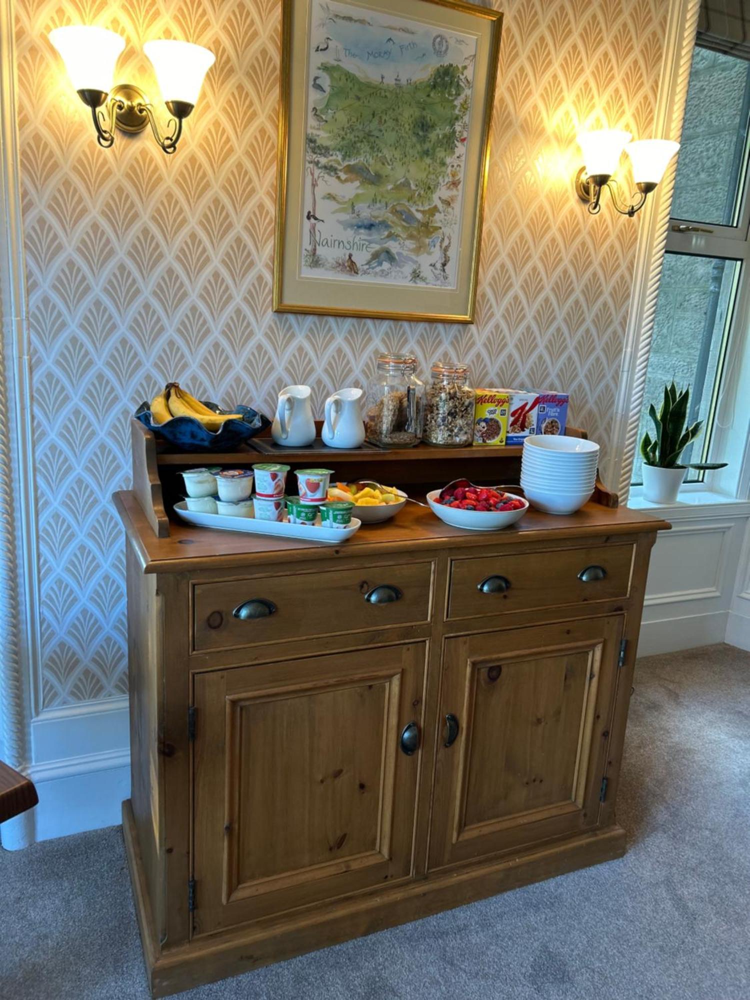 נאירן Glen Lyon Lodge Bed And Breakfast מראה חיצוני תמונה